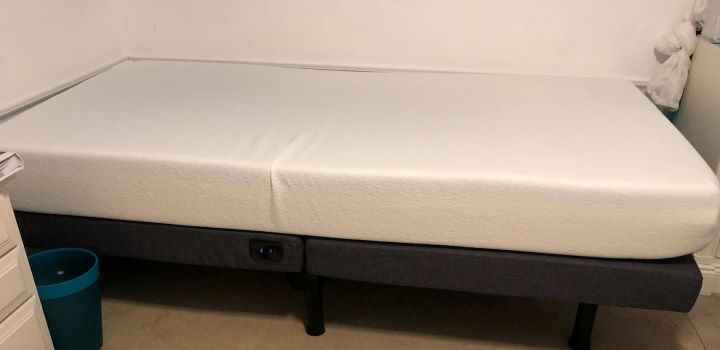 Best Adjustable Beds for Elderly – Senior Grade