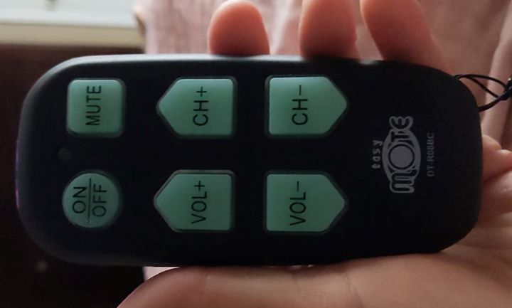  Using the excellent TV remote for seniors from Continuus