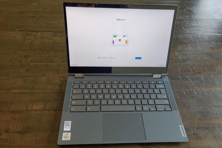 Having the chrome laptop for elderly from Lenovo