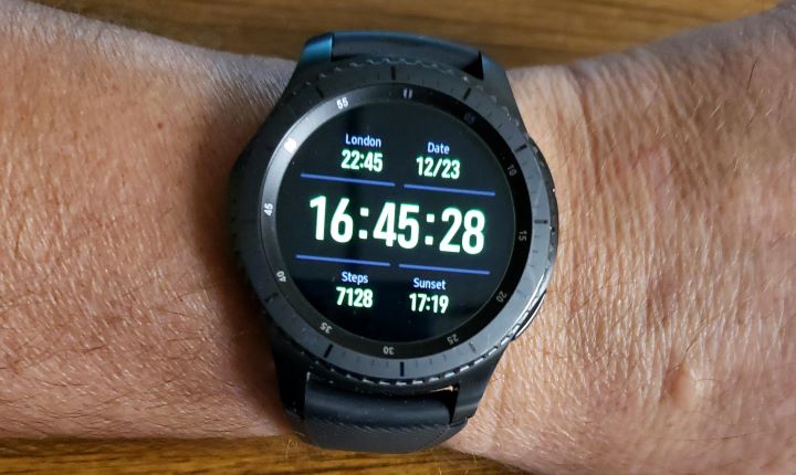 Confirming how readable the smartwatch for the elderly