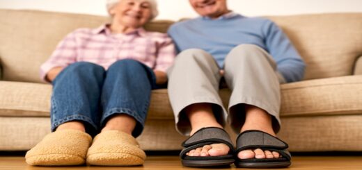 Coziest & Safe Slippers for Seniors Featured Image