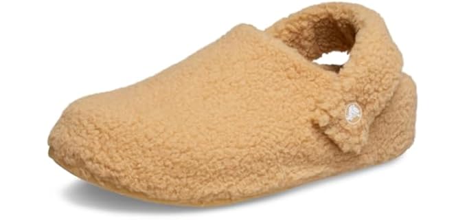 Crocs Unisex Classic Cozzzy Slipper Wheat Mens 8, Womens 10 Medium